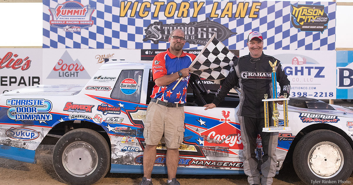 Pat Graham won the Medieval USRA Stock Car main event.